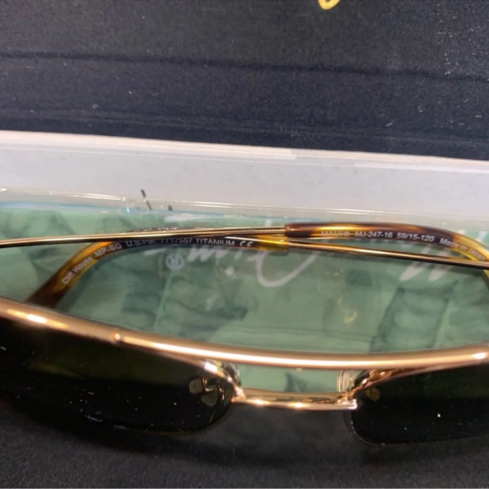Maui Jim Cliff House Polarized Aviator Sunglasses